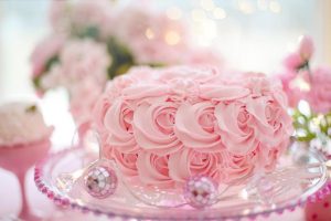 pink lady wedding cake